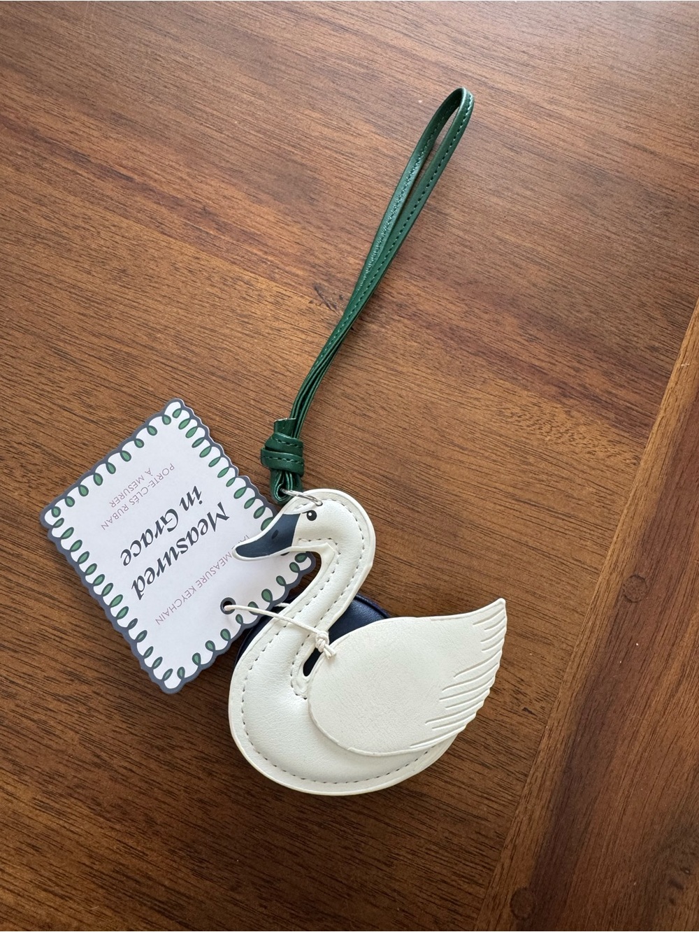 Anthropologie Swan Tape Measure Keychain/Bag Charm NWT - Picture 2 of 6